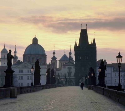 Puente de Carlos en Praga al Atardecer