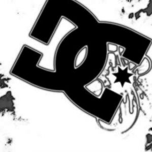 Logo de DC Shoes