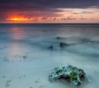 Atardecer Sereno en la Playa