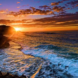 Impresionante Atardecer Sobre el Océano