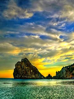 Impresionante atardecer en el océano