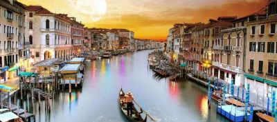 Canal de Venecia al Atardecer