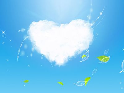 Nube en Forma de Corazón en el Cielo Azul