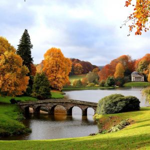 Paisaje de Otoño con Puente