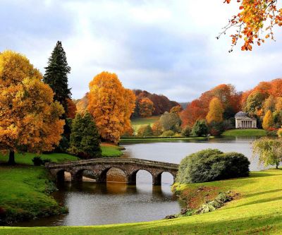 Paisaje de Otoño con Puente