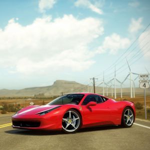 Ferrari 458 Italia en carretera abierta
