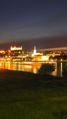 Horizonte Nocturno de Bratislava