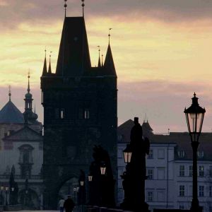 Puente Carlos de Praga al Atardecer