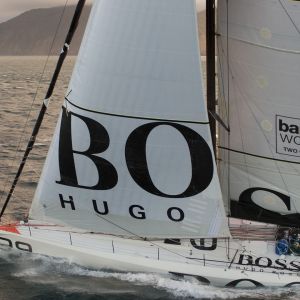 Yate de Vela Hugo Boss