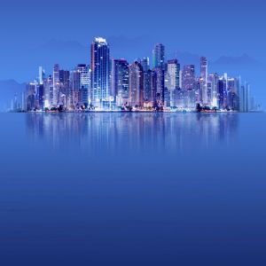 Horizonte de la ciudad de noche