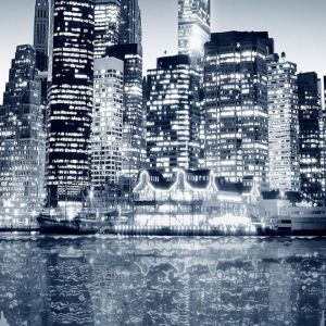 Reflejo del Skyline de la Ciudad