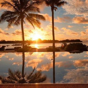 Reflejo del Atardecer Tropical
