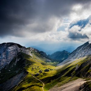 Majestuoso paisaje montañoso