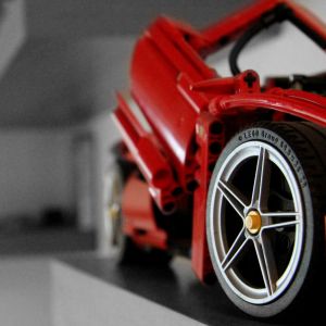 Modelo de Coche Deportivo Rojo