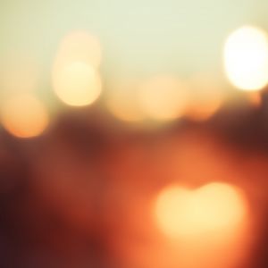Fondo Bokeh Suave con Corazones