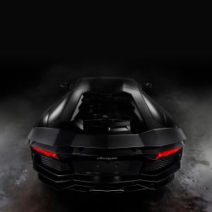 Lamborghini Negro Elegante