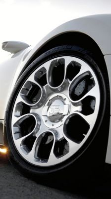 Rueda de Coche Elegante