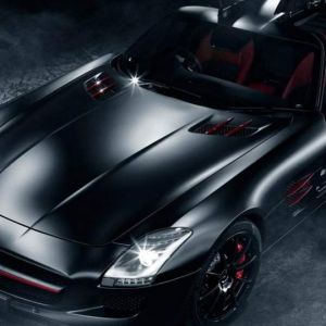 Elegante Coche Deportivo Negro