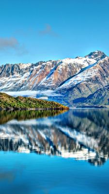 Impresionante reflejo de montaña