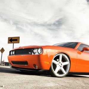 Dodge Challenger Naranja