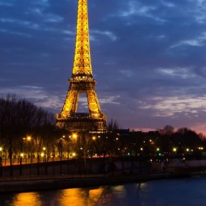 Torre Eiffel de Noche