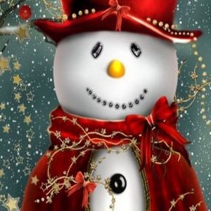 Muñeco de Nieve Festivo con Sombrero Rojo