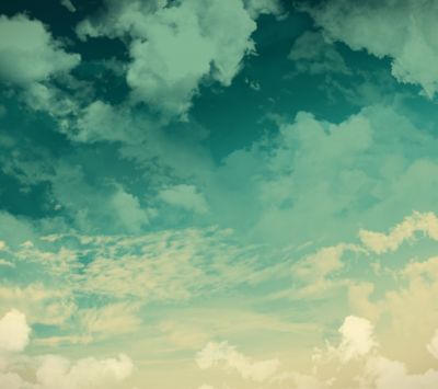 Cielo Sereno con Nubes