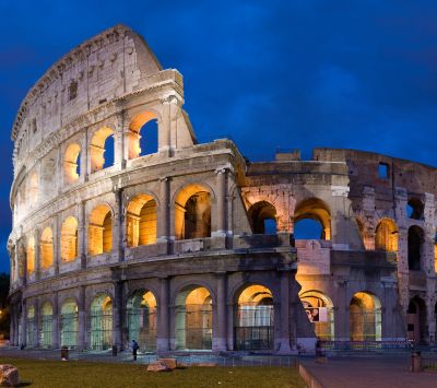 Coliseo al Anochecer