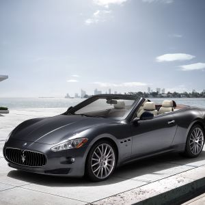 Coche de Lujo Maserati Convertible