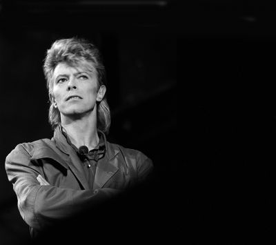 Retrato en Blanco y Negro de David Bowie