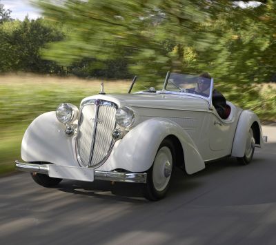 Coche Convertible Clásico Blanco
