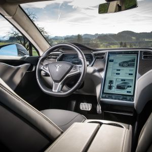 Interior de Tesla