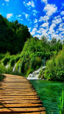 Paisaje de Cascada Sereno