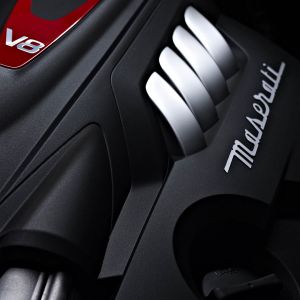Motor Maserati V8 en Detalle