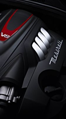 Motor Maserati V8 en Detalle