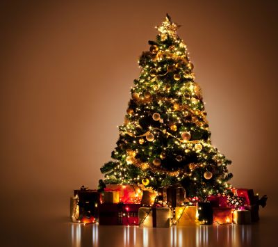 Hermoso Árbol de Navidad con Luces