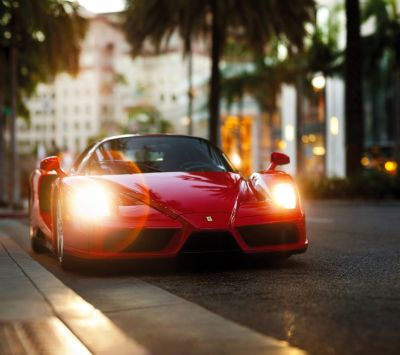 Ferrari Enzo al atardecer